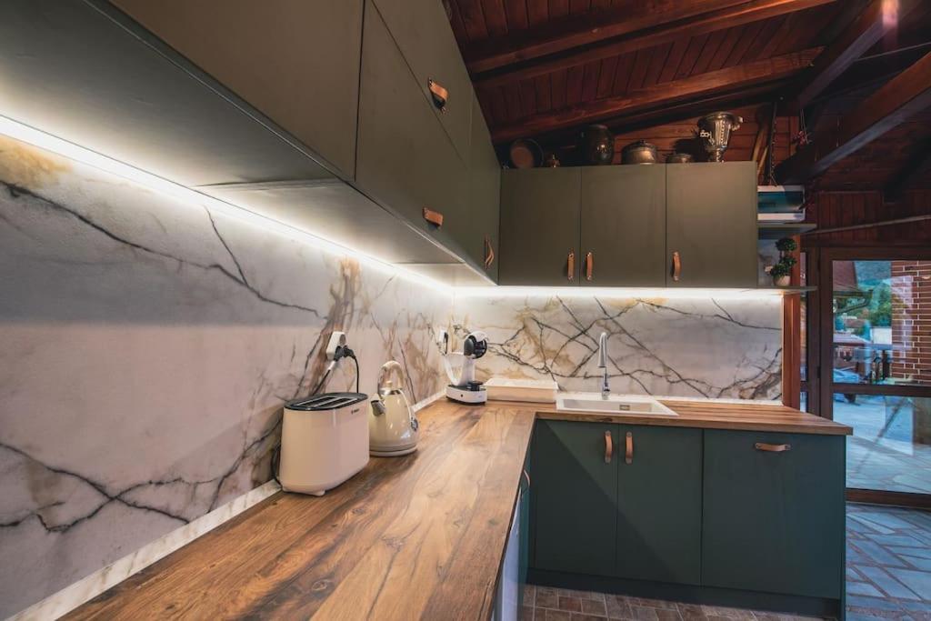 Duvaro Guesthouse Raduil 외부 사진